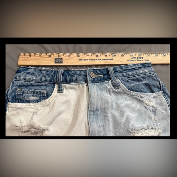 VERVET LA Destroyed Two Tone Denim Shorts Small Raw Hem Grunge Streetwear W 28 - Picture 8 of 9